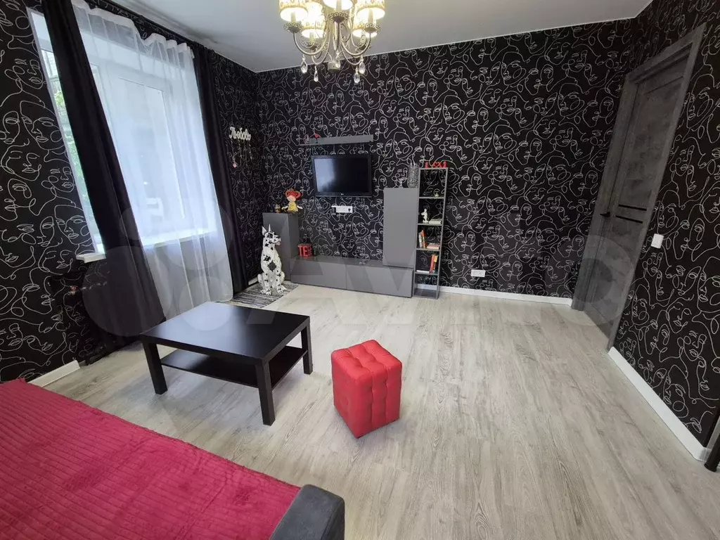 1-к. квартира, 39 м, 1/3 эт. - Фото 0