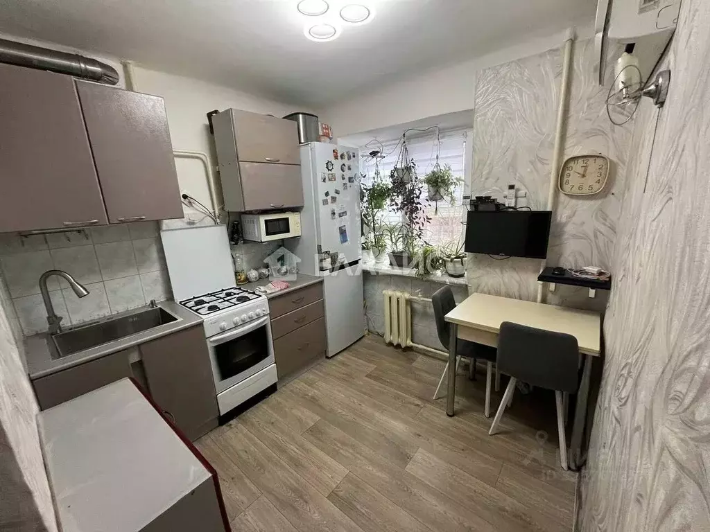 2-к кв. Волгоградская область, Волгоград ул. Маршала Еременко, 55 ... - Фото 1