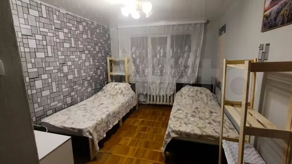 2-к. квартира, 60 м, 1/3 эт. - Фото 1