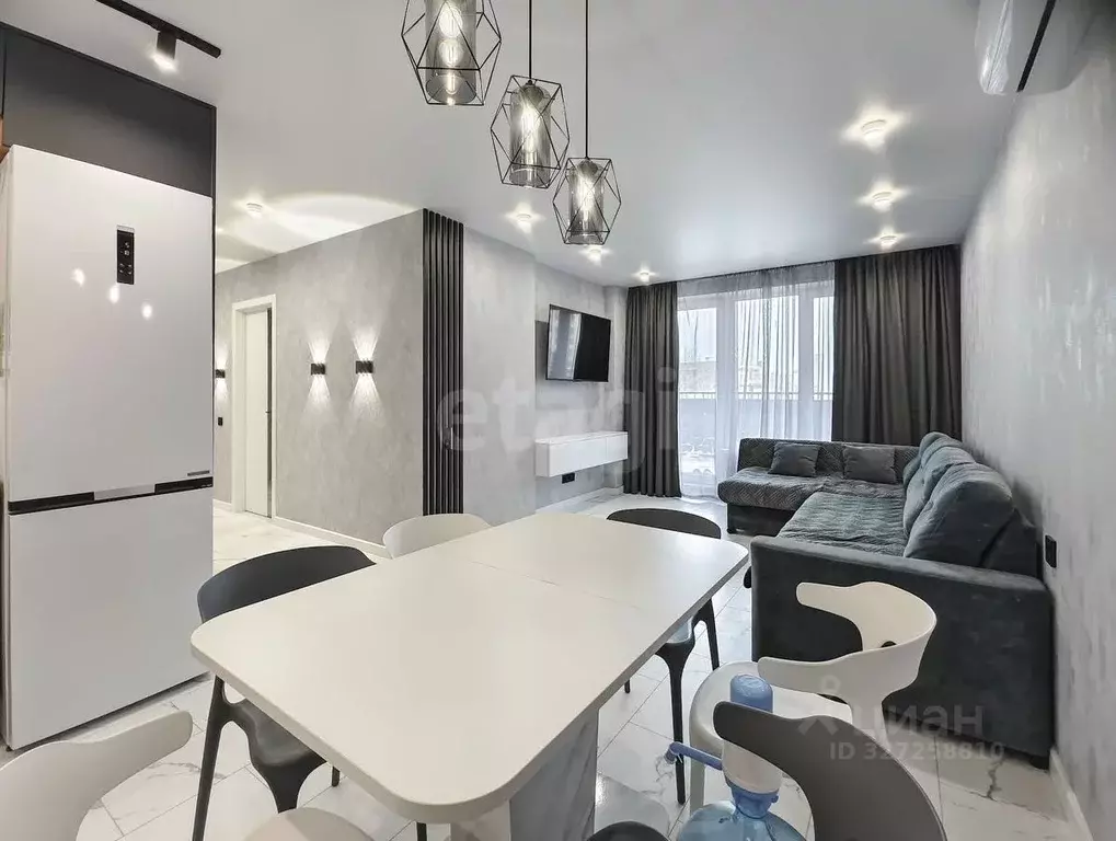 2-к кв. Тюменская область, Тюмень ул. Лесопарковая, 1к1 (57.7 м) - Фото 1