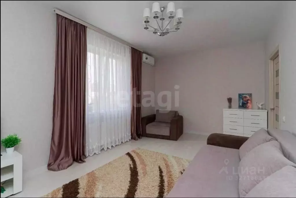 2-к кв. Крым, Симферополь ул. Балаклавская (50.9 м) - Фото 1