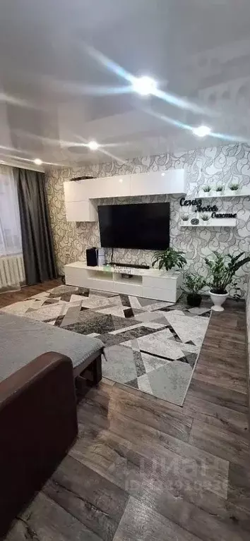 2-к кв. Амурская область, с. Тамбовка ул. Ленинская, 109 (50.6 м) - Фото 1