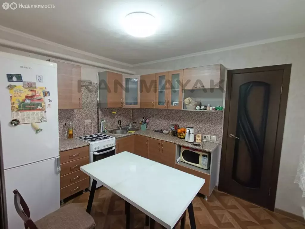 2-комнатная квартира: Майкоп, улица Пушкина, 250 (42 м) - Фото 0