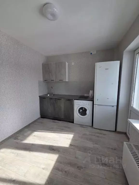 1-к кв. Омская область, Омск Заозерный мкр, ул. Сергея Тюленина, 4 ... - Фото 1