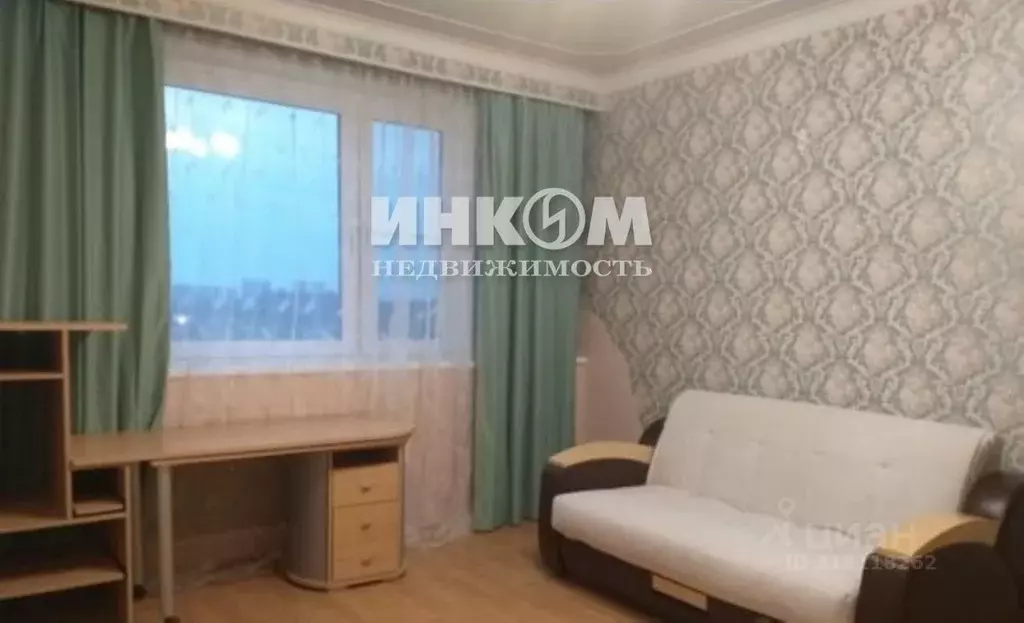 3-к кв. Москва ул. Маршала Захарова, 6К3 (76.5 м) - Фото 0
