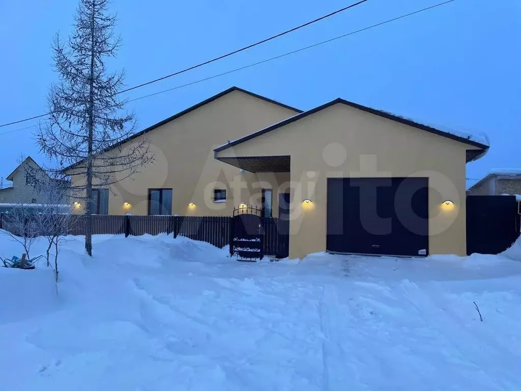 Дом 181,7 м на участке 4 га - Фото 1