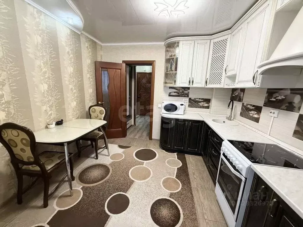 2-к кв. Белгородская область, Белгород Народный бул., 43 (54.8 м) - Фото 1