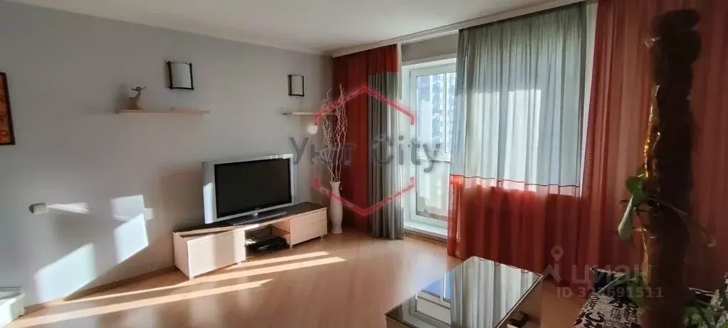 3-к кв. Красноярский край, Красноярск ул. Красной Армии, 121 (83.0 м) - Фото 1