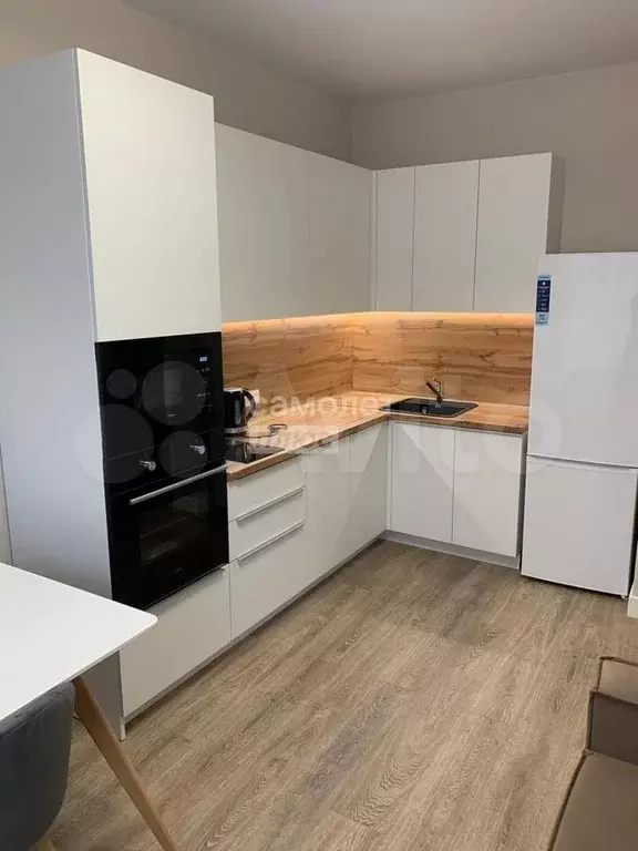 1-к. квартира, 38 м, 6/9 эт. - Фото 1