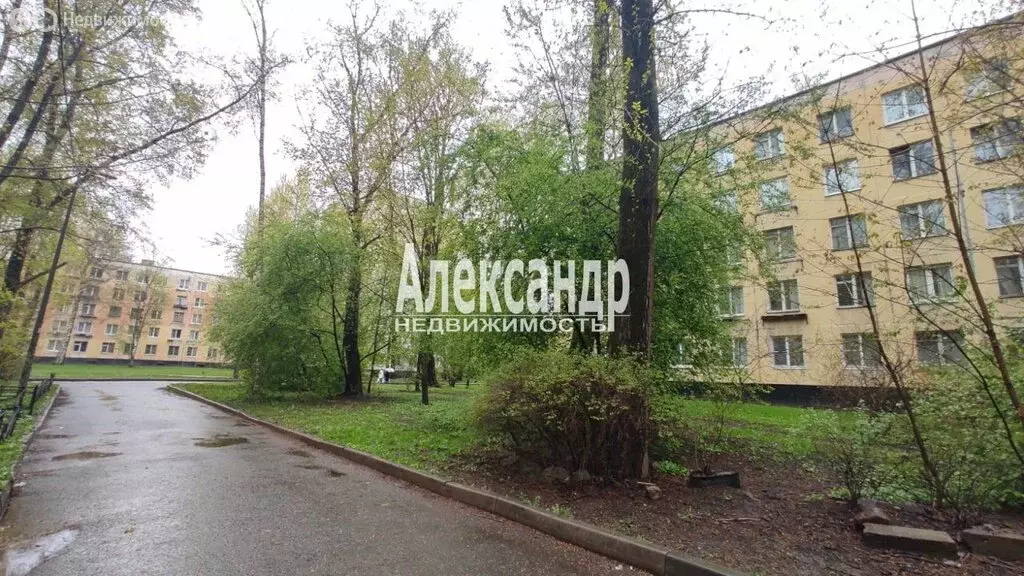 4-комнатная квартира: Санкт-Петербург, Дачный проспект, 5к4 (49.2 м) - Фото 1