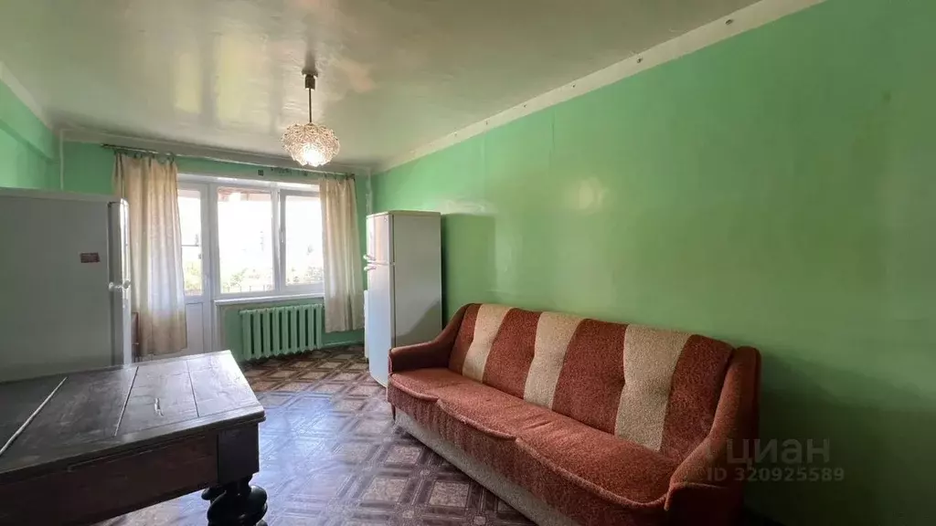 2-к кв. Астраханская область, Астрахань Покровская пл., 5 (43.4 м) - Фото 0