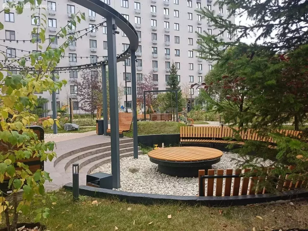 2-комнатная квартира: Тюмень, улица Республики, 204к10 (66 м) - Фото 1