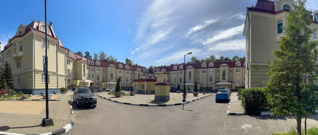 Продаётся 4-к квартира, 259.9 м - Фото 1