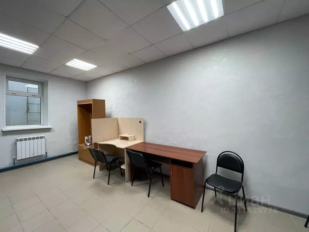 Офис в Оренбургская область, Оренбург Салмышская ул., 62 (20 м) - Фото 1