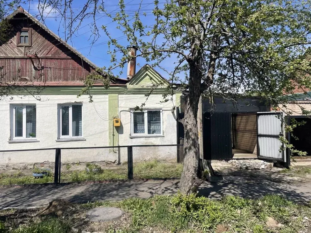 Дом в Челябинская область, Челябинск ул. 32-й Годовщины Октября, 111 ... - Фото 1