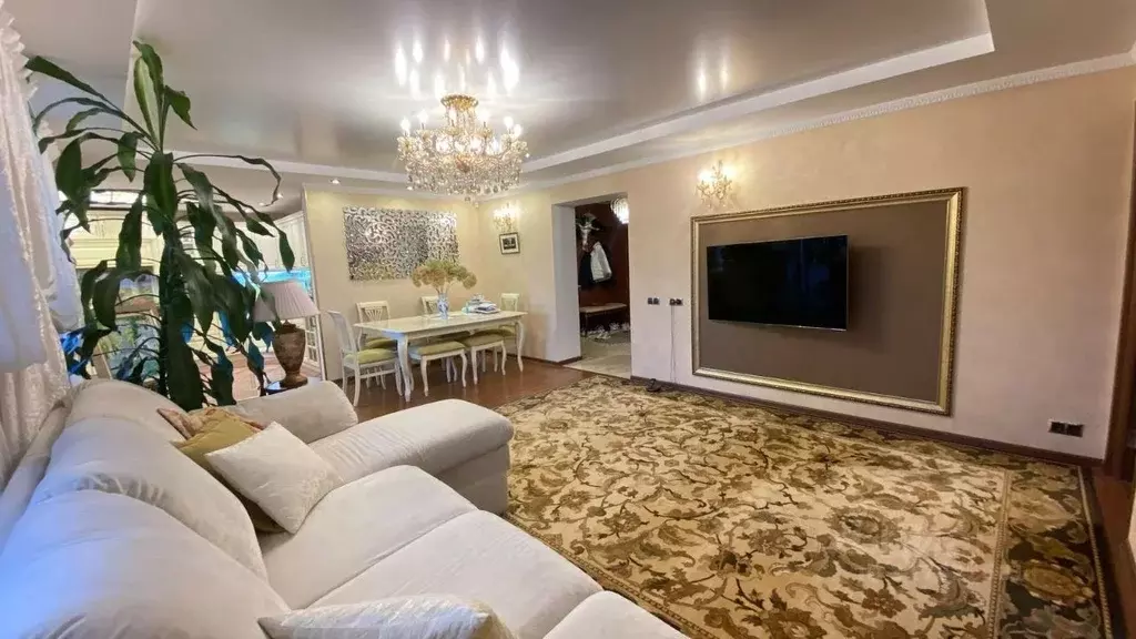 3-к кв. Ярославская область, Ярославль ул. Титова, 1 (100.9 м) - Фото 0