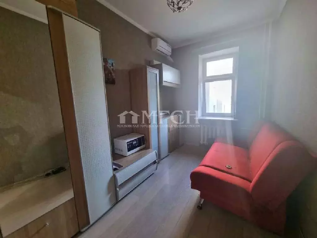 Продается комната в 5-комнатной квартире - Фото 2