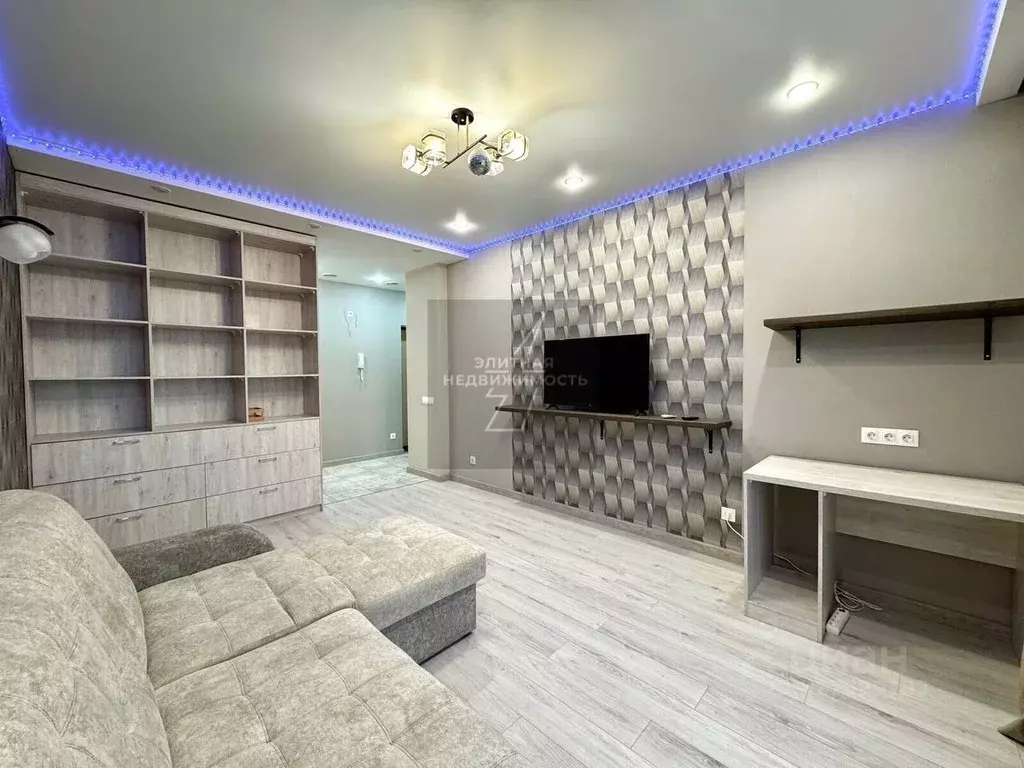 1-к кв. Татарстан, Казань ул. Сабира Ахтямова, 1к1 (45.0 м) - Фото 1