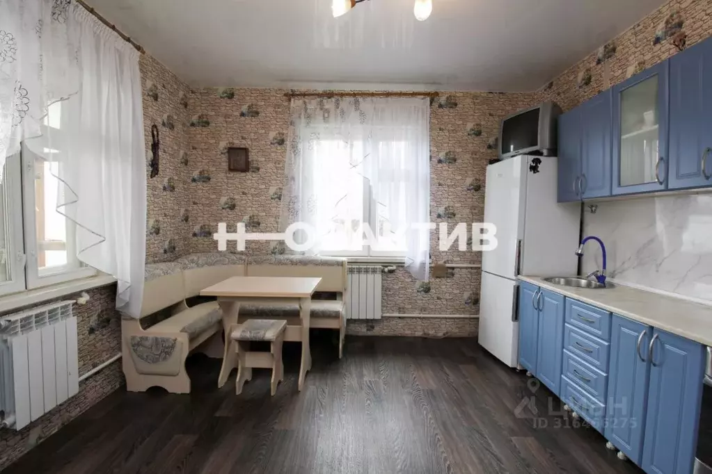 Дом в Новосибирская область, Новосибирский район, с. Раздольное ... - Фото 0