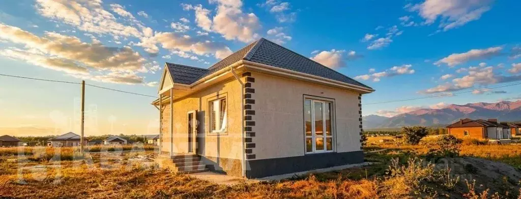 Дом в Краснодарский край, Новороссийск городской округ, Семигорский ... - Фото 1