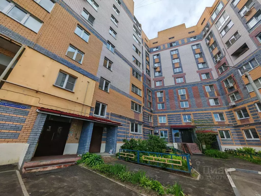 3-к кв. Нижегородская область, Бор ул. Луначарского, 204А (84.9 м) - Фото 0