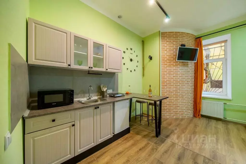 2-к кв. Санкт-Петербург Зверинская ул., 20 (28.0 м) - Фото 0