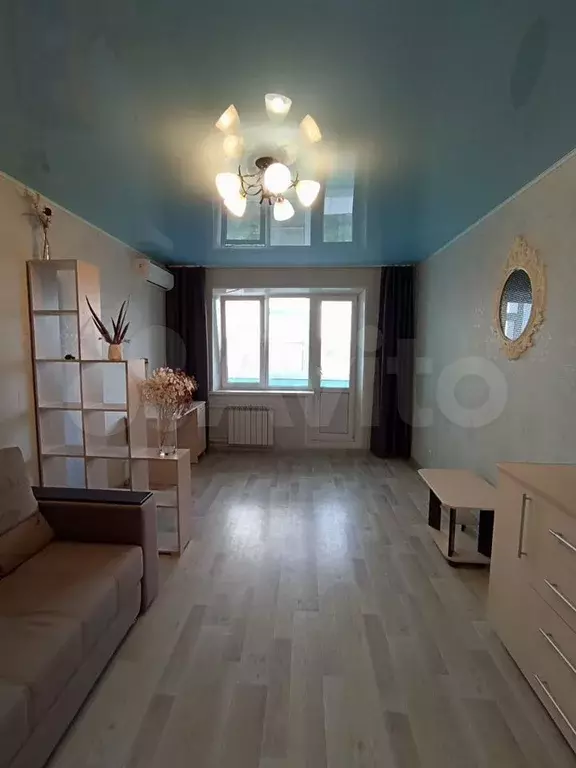 1-к. квартира, 38 м, 8/9 эт. - Фото 0