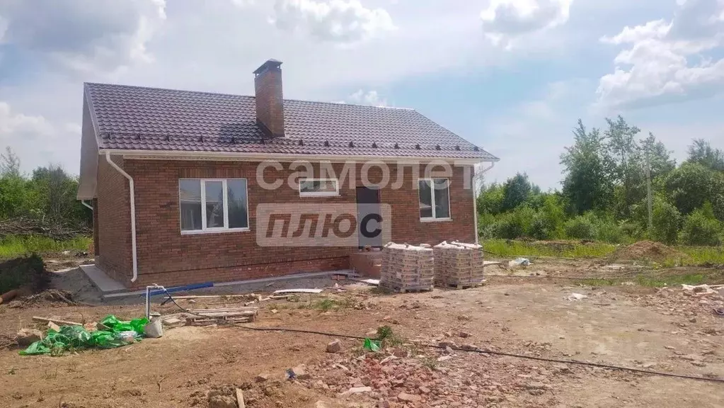 Дом в Курская область, Курский район, Клюквинский сельсовет, д. Долгое ... - Фото 0