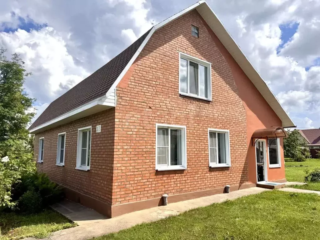 Дом в Смоленская область, Ярцево ул. Пограничников, 33 (166 м) - Фото 1