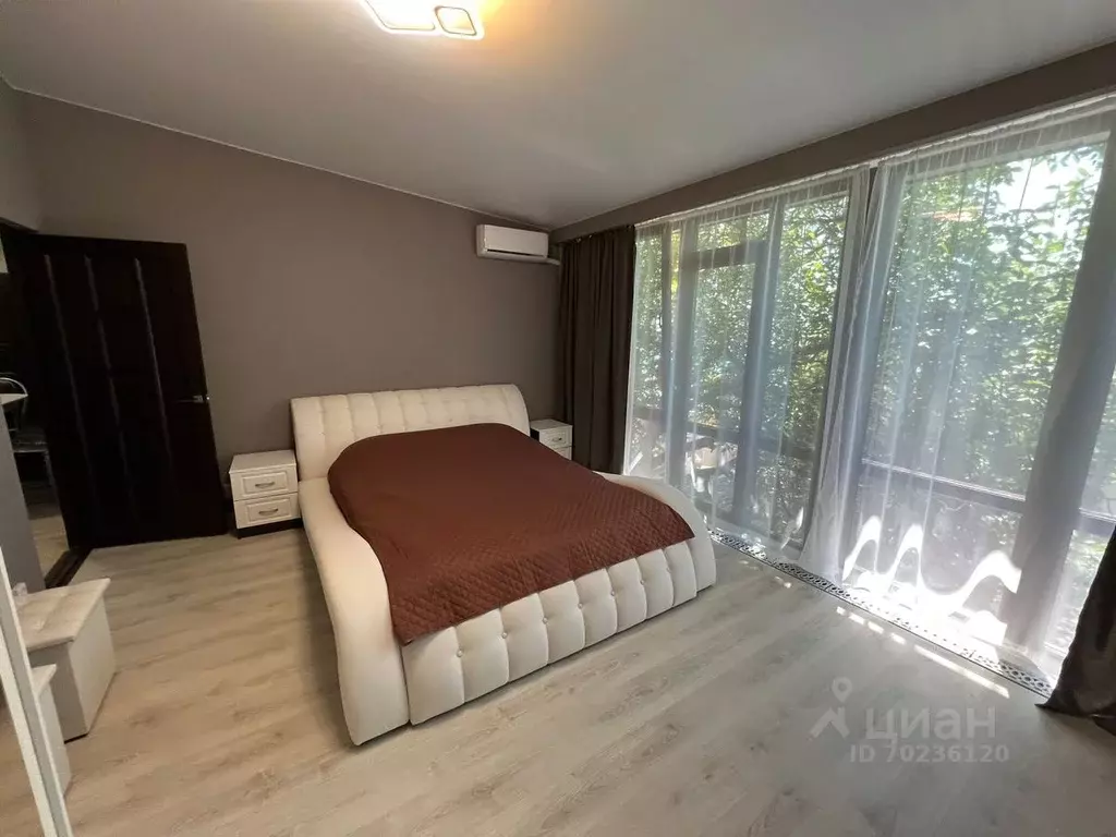 3-к кв. Крым, Ялта ул. Дражинского, 4а (70.0 м) - Фото 0