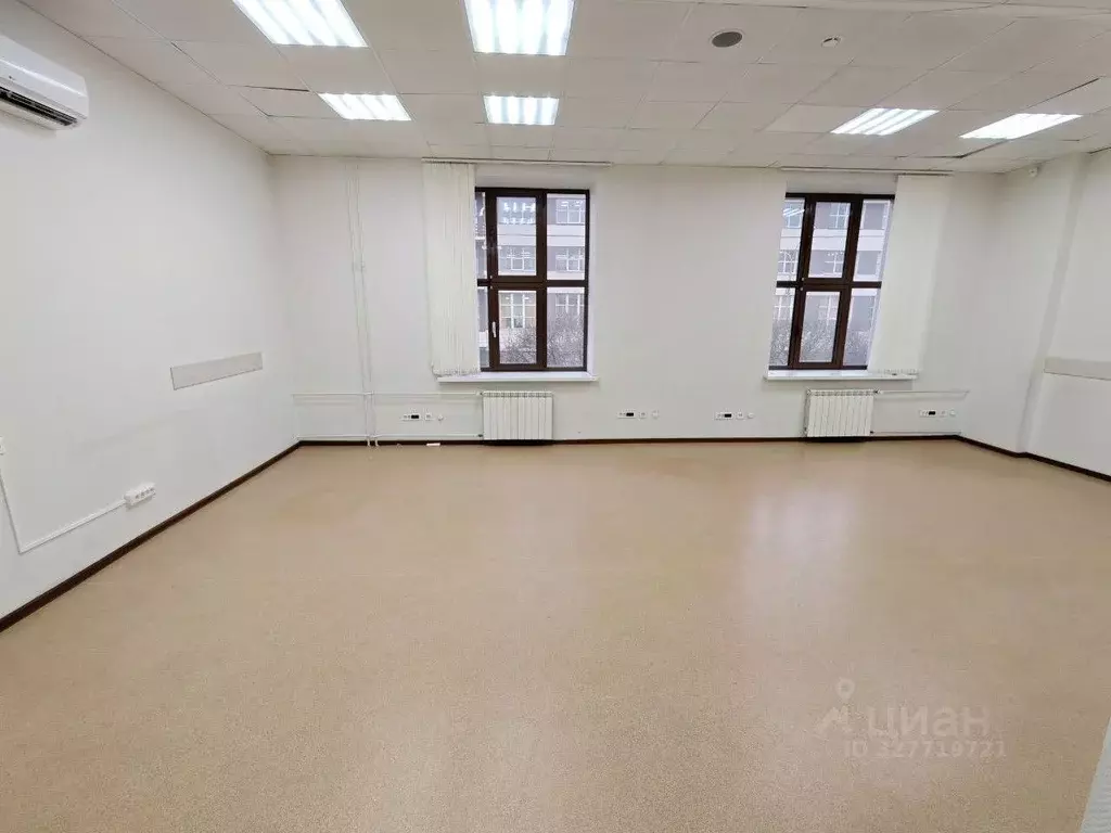 Офис в Свердловская область, Екатеринбург ул. Малышева, 31В (642 м) - Фото 1