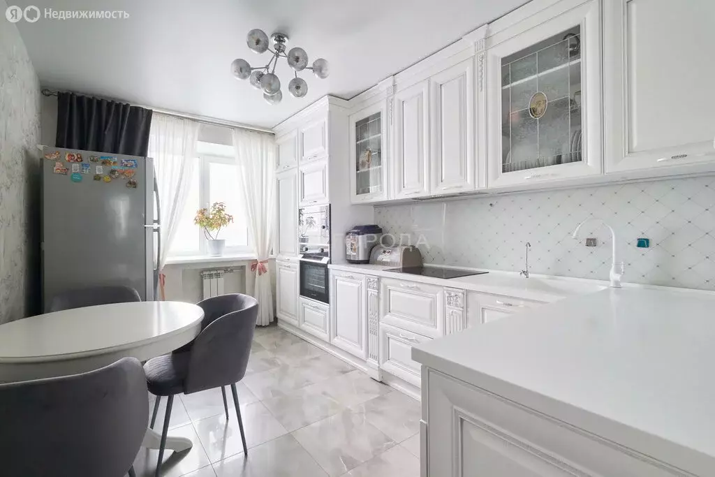 3-комнатная квартира: Томск, проспект Фрунзе, 119Е (74 м) - Фото 0