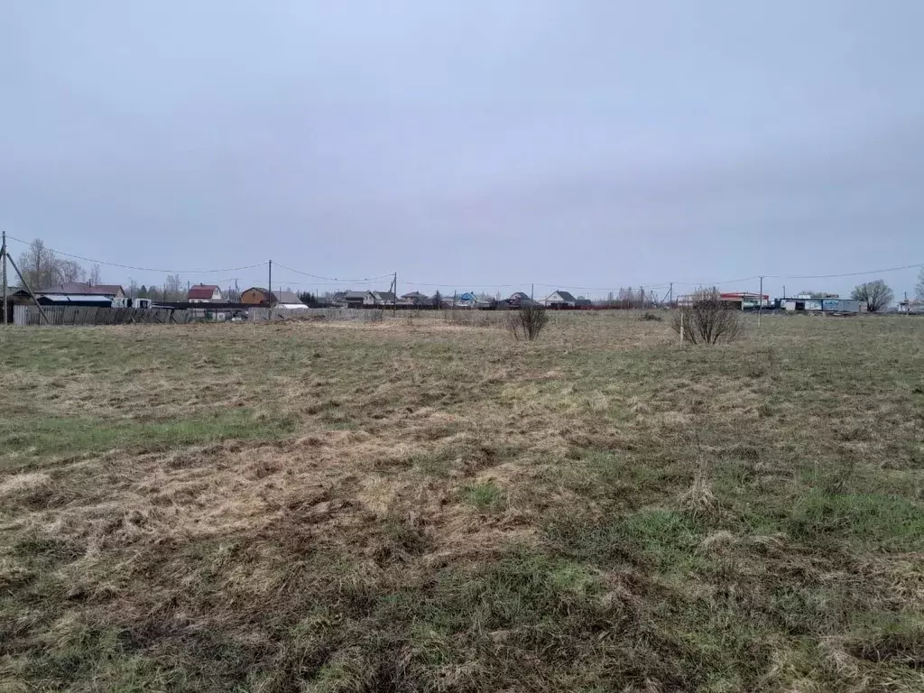 Участок в Ленинградская область, Киришский район, Кусинское с/пос, д. ... - Фото 1