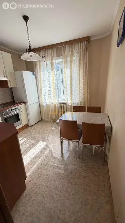 2-комнатная квартира: Южно-Сахалинск, улица Есенина, 7А (50.4 м) - Фото 1