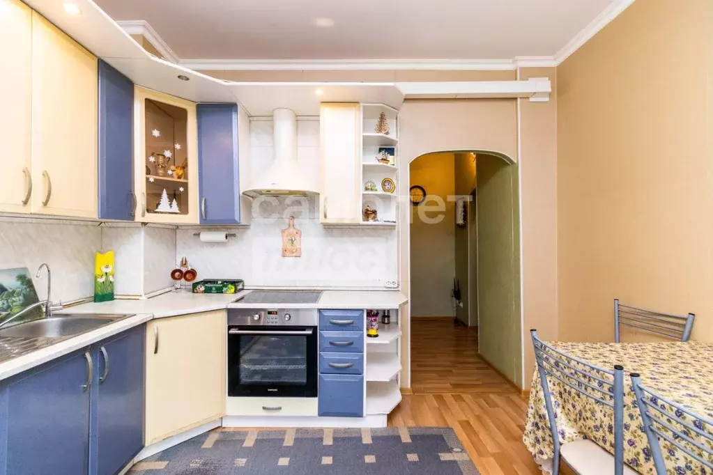 3-к кв. Ханты-Мансийский АО, Сургут Университетская ул., 27 (74.0 м) - Фото 1