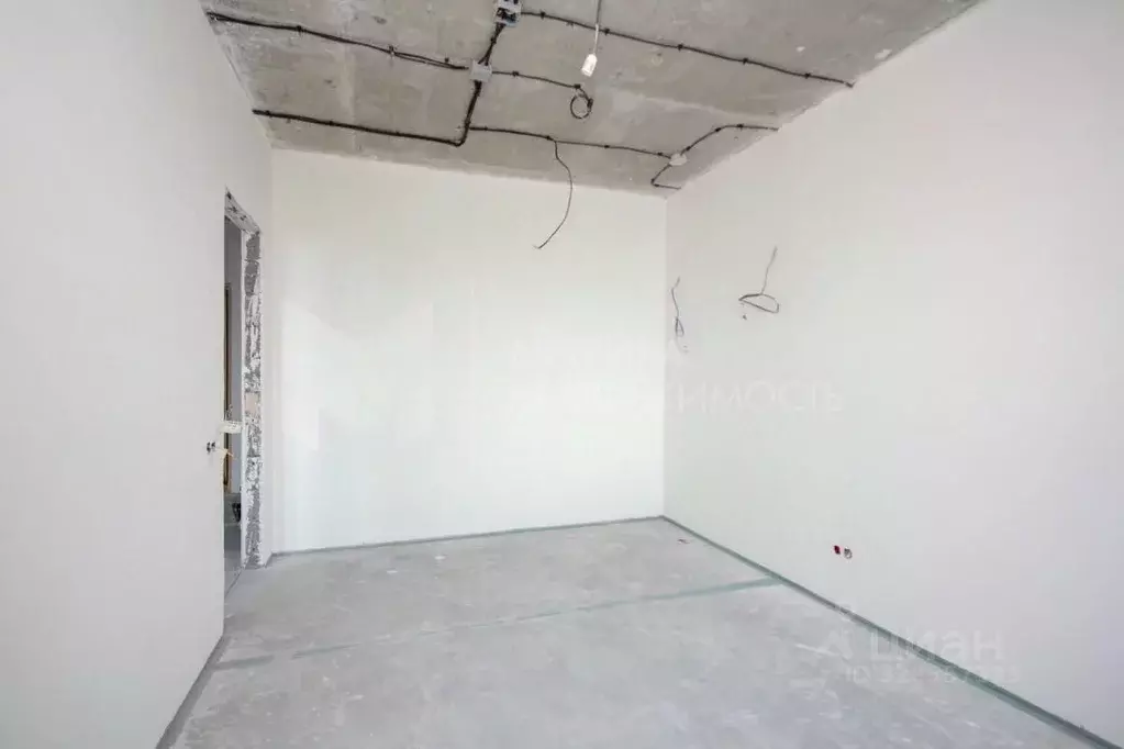 1-к кв. Тюменская область, Тюмень ул. Пожарных и Спасателей, 14 (42.6 ... - Фото 1