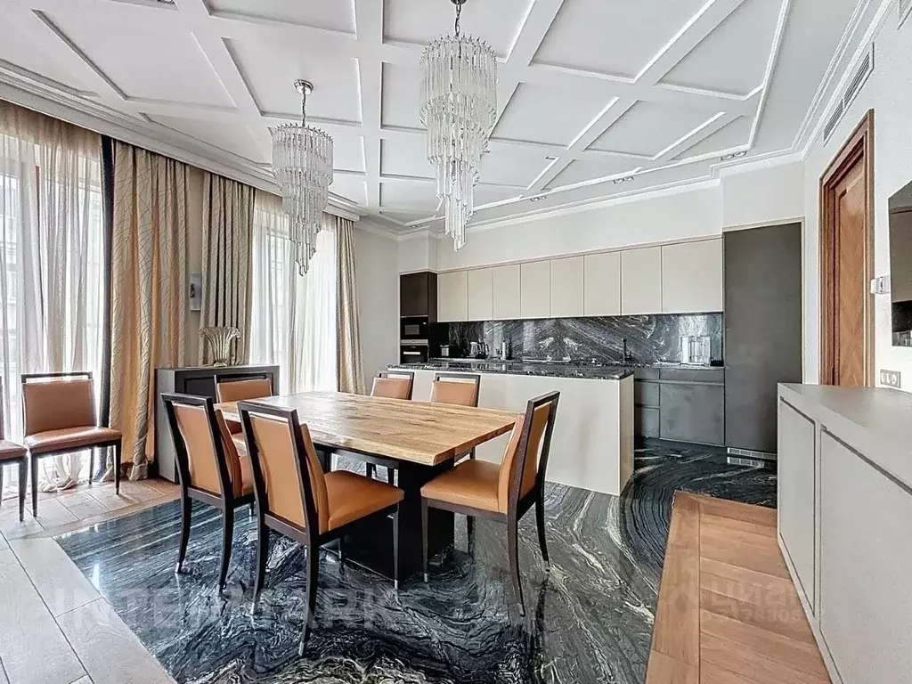 4-к кв. Москва ул. Бурденко, 3 (205.0 м) - Фото 1