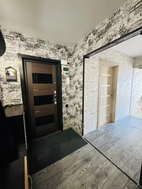 3-к кв. Омская область, Омск пос. Амурский, ул. Багратиона, 90 (65.4 ... - Фото 1