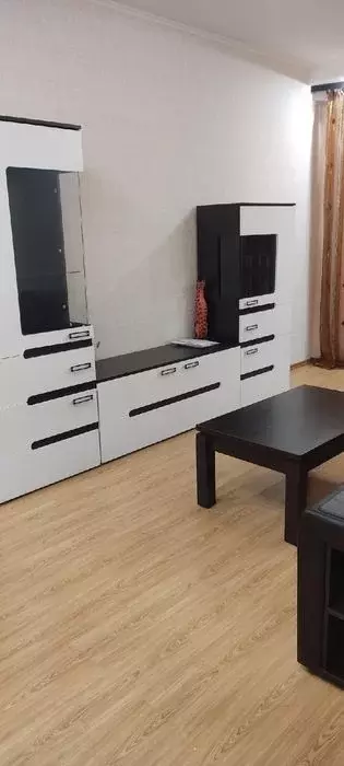 Сдается 1-комнатная квартира - Фото 1