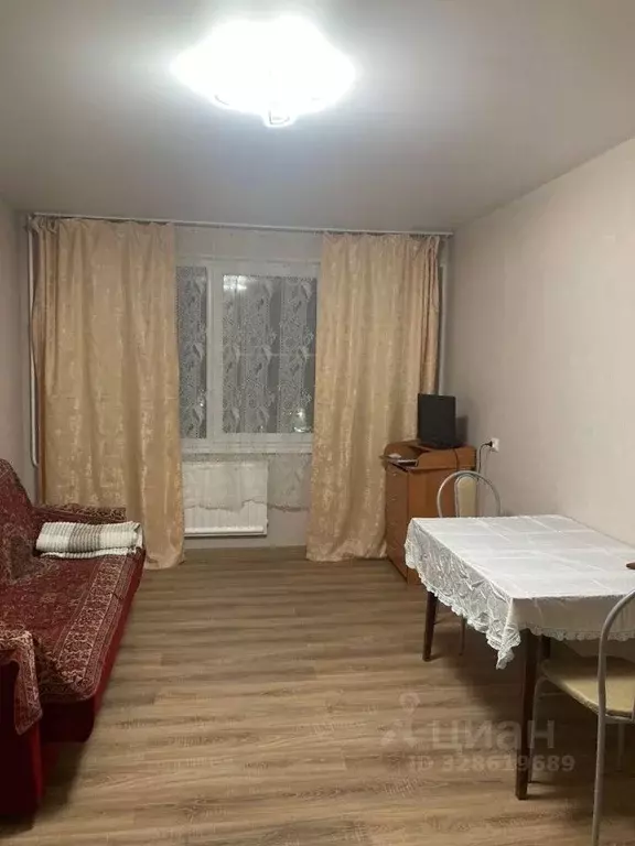 Комната Санкт-Петербург ул. Добровольцев, 18 (18.0 м) - Фото 1