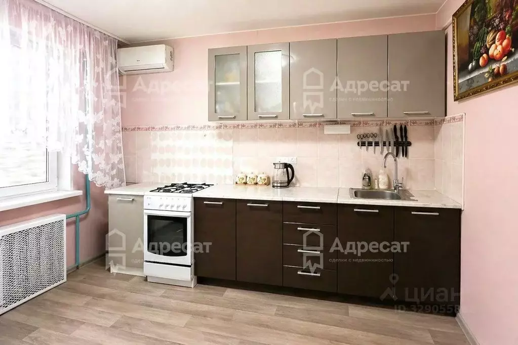 2-к кв. Волгоградская область, Волгоград ул. Вершинина, 7 (53.1 м) - Фото 1
