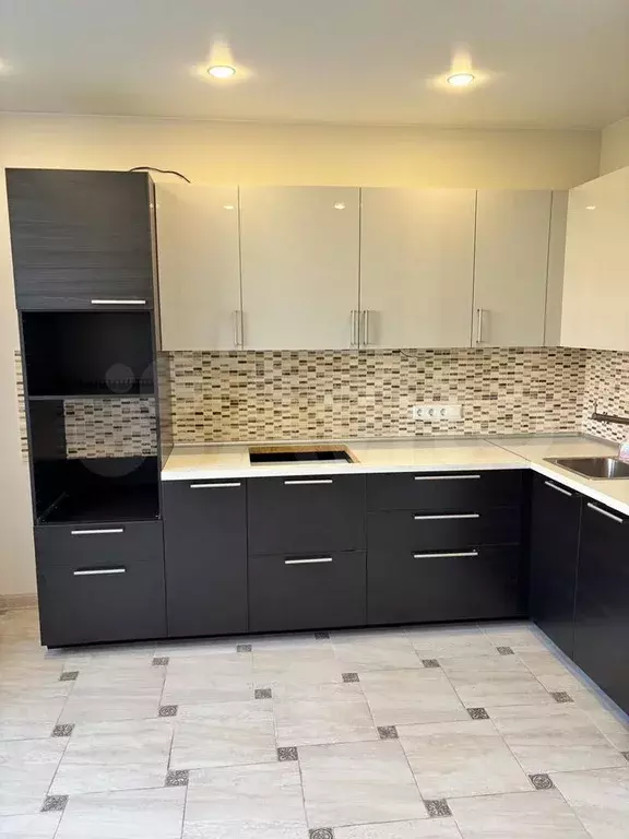 3-к. квартира, 75 м, 6/19 эт. - Фото 0