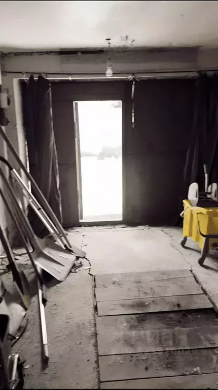 Гараж в Красноярский край, Красноярск ул. Ленина, 28 (20 м) - Фото 1