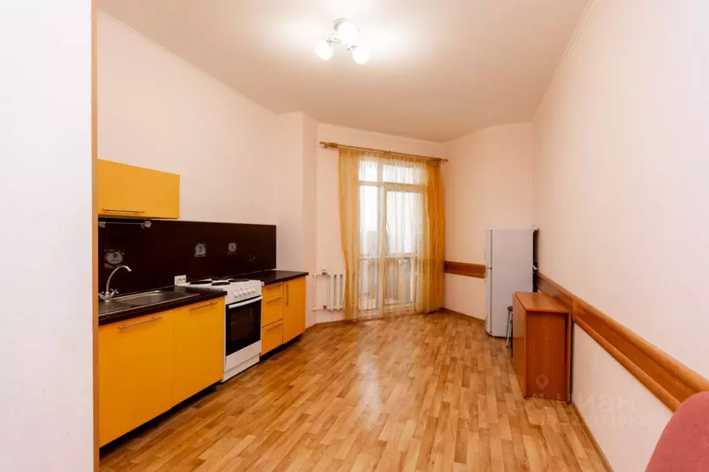 1-к кв. Оренбургская область, Оренбург Карагандинская ул., 15 (51.0 м) - Фото 1