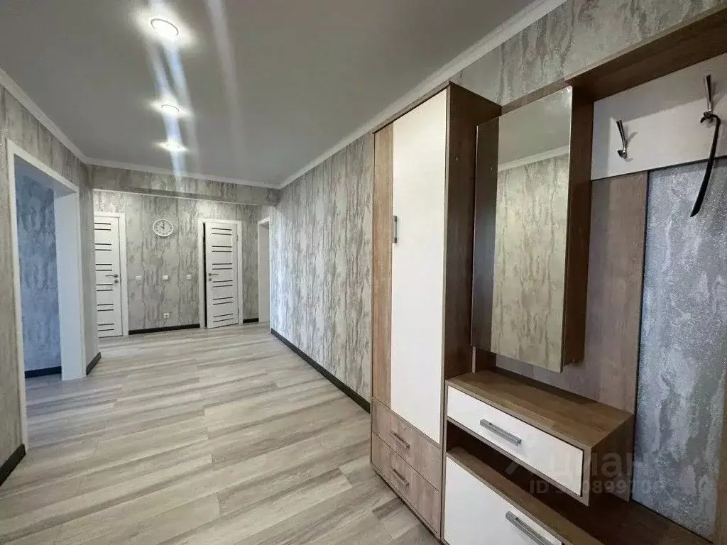 3-к кв. Оренбургская область, Оренбург ул. Высотная, 12 (95.0 м) - Фото 2