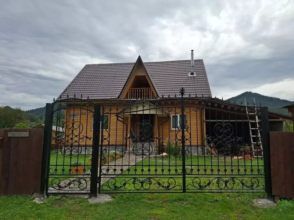 Студия Алтай, Чемальский район, с. Анос ул. Грушевая, 13 (40.0 м) - Фото 1