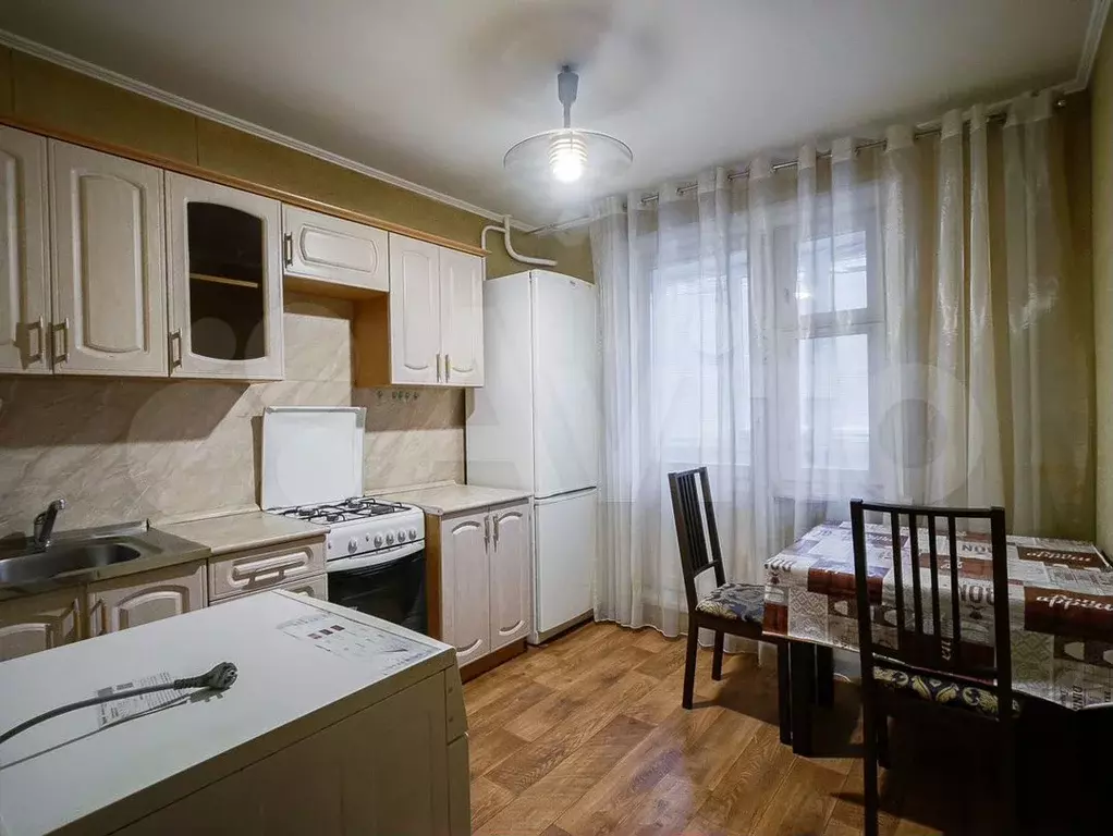 1-к. квартира, 40м, 1/10эт. - Фото 0