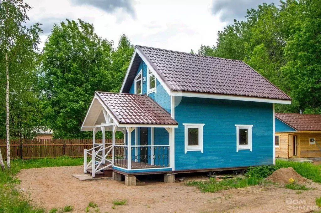 Дом в Ленинградская область, Лужский район, Толмачевское городское ... - Фото 1