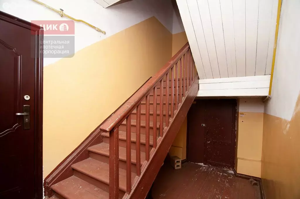 3-комнатная квартира: Рязань, улица Есенина, 25 (55.3 м) - Фото 1