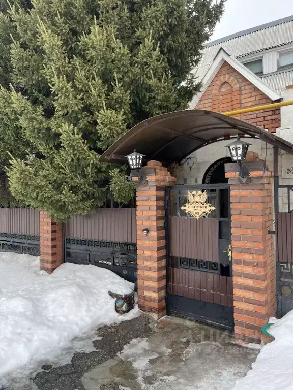 Дом в Самарская область, Тольятти проезд 2-й Одесский, 68 (245 м) - Фото 1